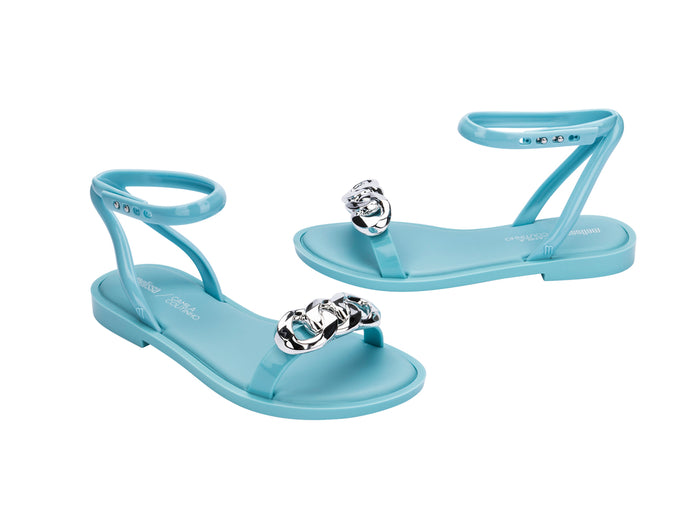 Melissa Dare Camila Coutinho Chain Flat Blue Sandal for Women – Stylish flat sandal featuring a chic chain detail, designed for comfort and everyday fashion.