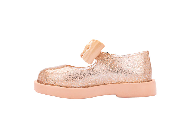 Mini Melissa Lola Baby Beige Sneaker with Bow Applique – stylish, comfy, and durable baby sneakers for girls. Perfect toddler footwear with COD available