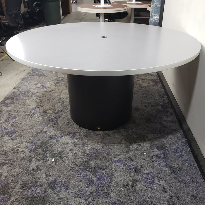5' Round Table