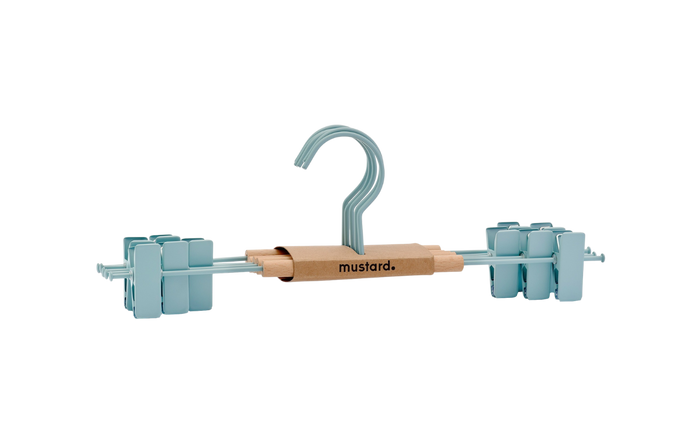 Adult Clip Hangers in Ocean