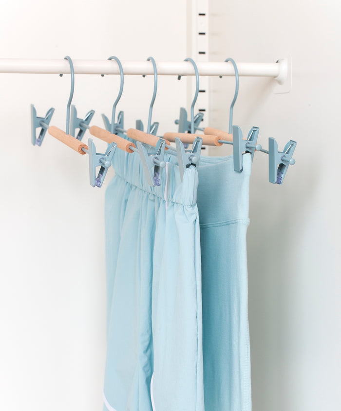 Adult Clip Hangers in Ocean