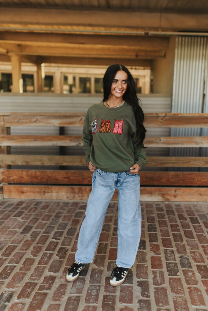 Chappy Boots Western Graphic SweatshirtS