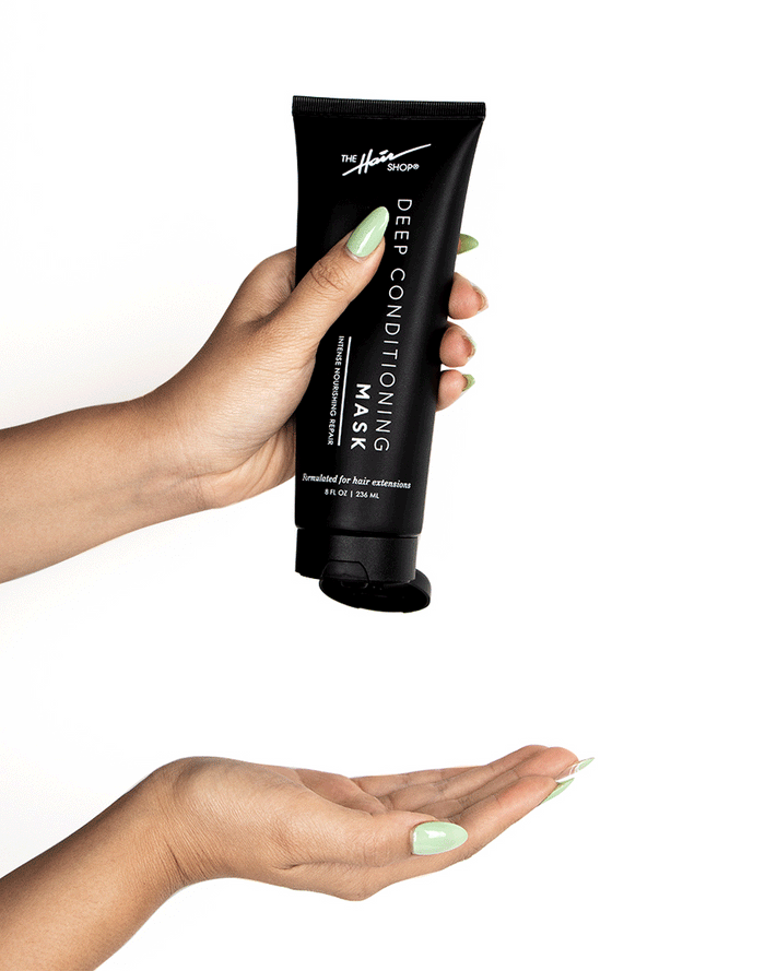 gif of model holding Deep Conditioning Mask