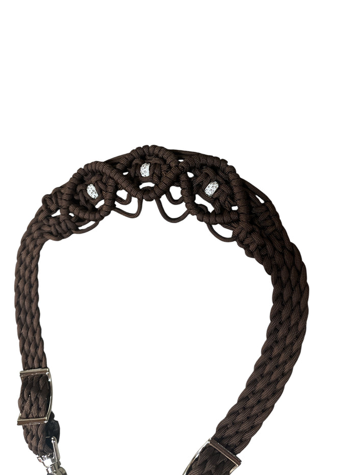 Fancy wither strap in brown with rhinestones