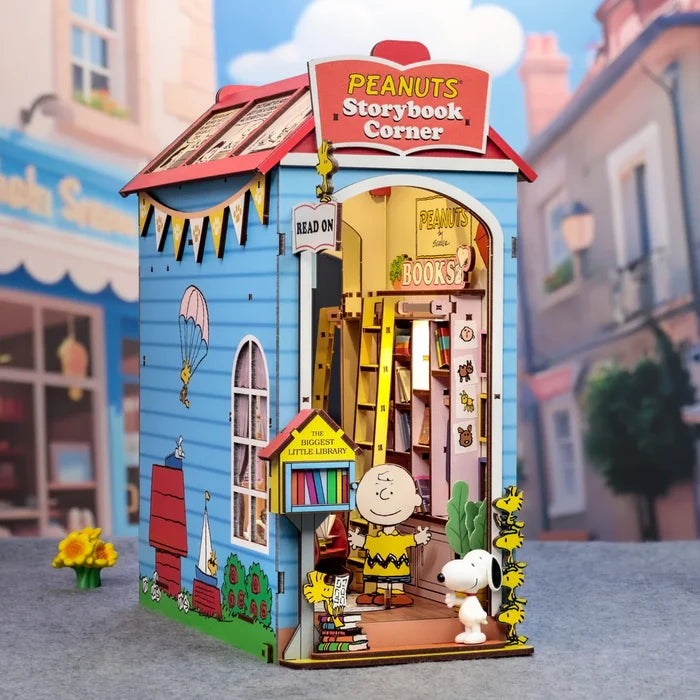 Hands Craft Peanuts - Storybook Corner DIY Miniature Book Nook Kit Figure