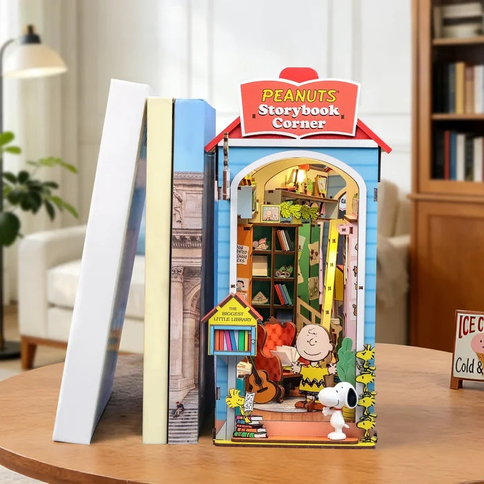 Hands Craft Peanuts - Storybook Corner DIY Miniature Book Nook Kit Figure