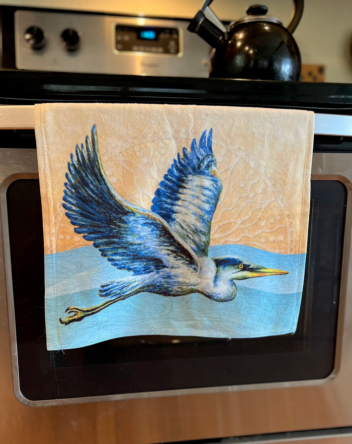 Heron in Flight Hand Towel