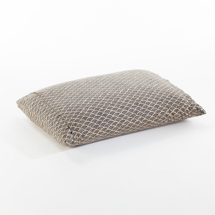 J-Life Nami Black Buckwheat Hull Pillow_Pillows & Shams