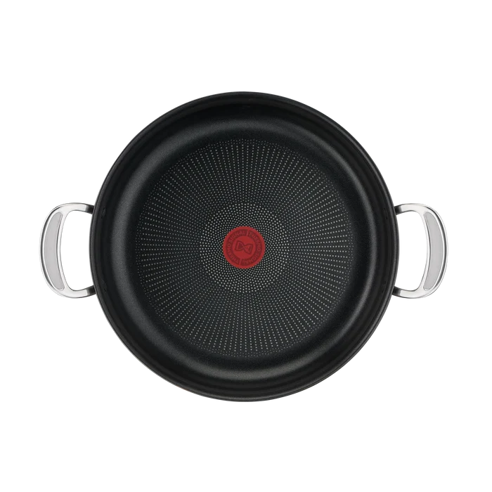 Jamie Oliver by Tefal Cooks Classic Induction Non-Stick Hard Anodised All-In-One Pan 30cm + Lid interior non-stick coating