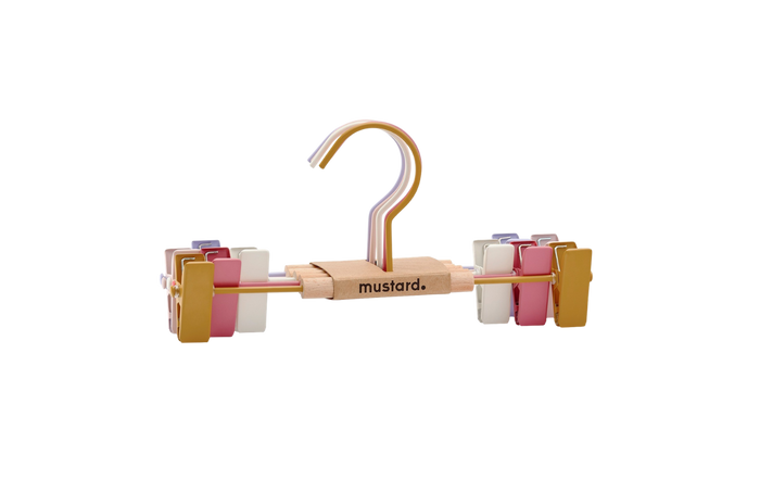 Kids Clip Hangers in Summer