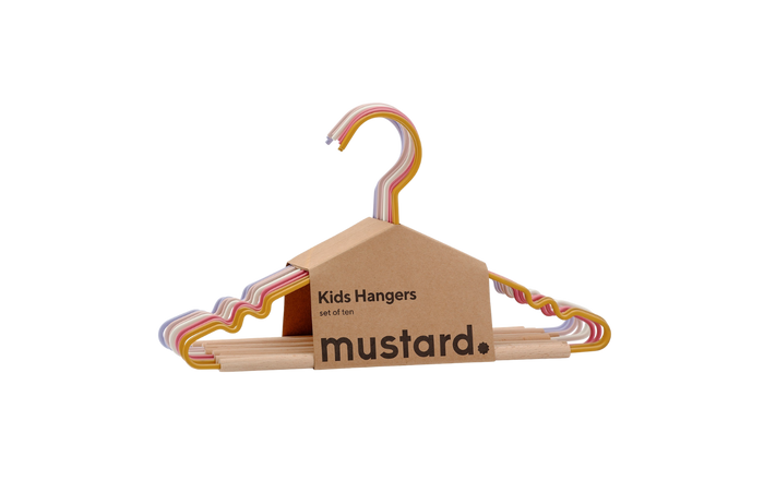 Kids Top Hangers in Summer