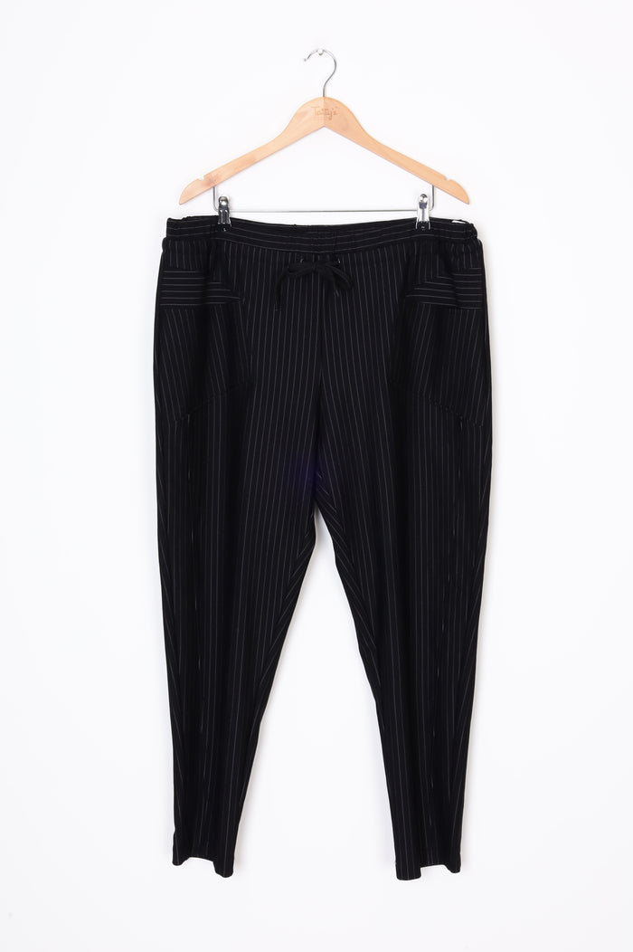 Madly Sweetly Womens Black Pants Size 18