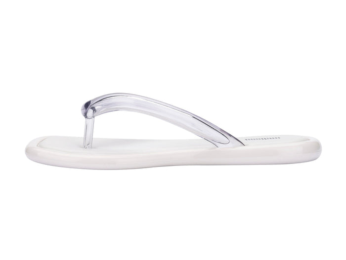 Melissa Airbubble White Thong Flat Flip-Flops for Women – Lightweight Comfortable Flat Sandals with Minimal Modern Design