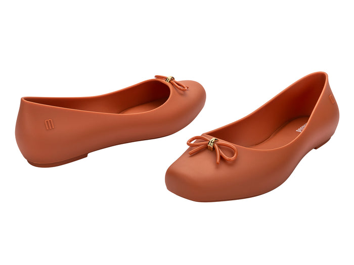 Black Flat Ballerinas for Women