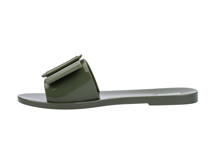 Melissa Babe Flat Dark Green Flipflop for Women – Stylish Comfortable Casual Sandals4