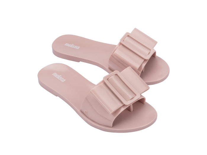 Melissa Babe Flat Pink Flipflop for Women – Stylish Casual Summer Sandals1