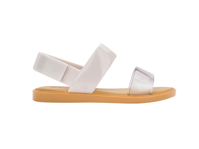 Melissa Bubble Velcro Flat Everyday Yellow Sandal for Women – Stylish and comfortable flat sandals with an adjustable Velcro strap, perfect for casual outings and all-day wear.