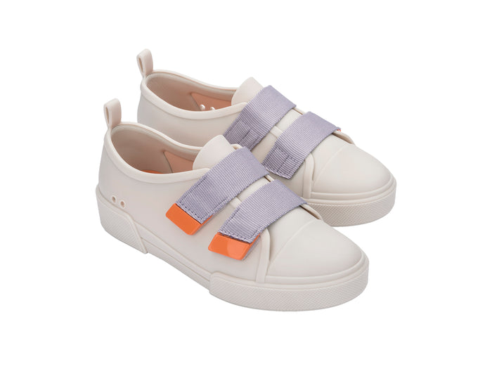 Melissa Cool beige sneaker for women with stylish design and comfortable fit