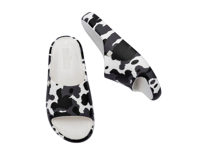 Melissa Free White and Black Slide Sandals for Women with Abstract Print – Modern, Lightweight Slip-Ons for Daily Wear