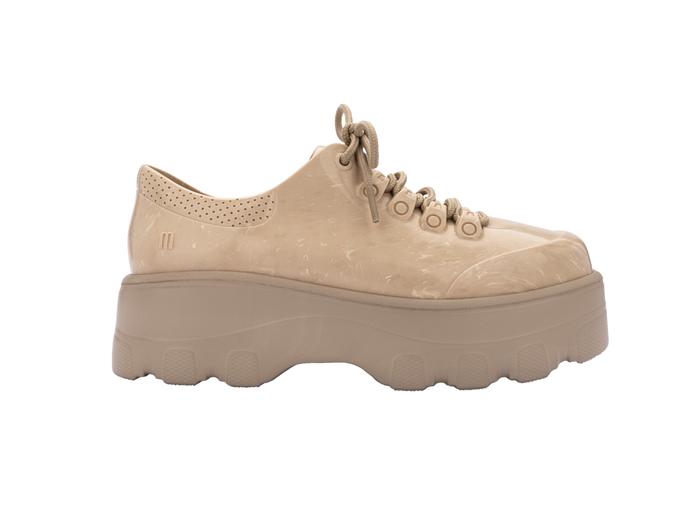 Melissa Kick Off AD Beige Heel Sneakers for Women – Stylish and comfortable beige sneakers with an elevated heel, perfect for casual and sporty outfits.