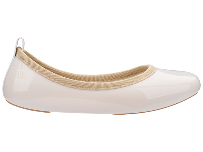 Melissa Lance Flat White Beige Ballerinas for Women - Elegant and Comfortable Everyday Footwear