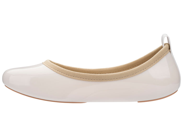 Melissa Lance Flat White Beige Ballerinas for Women - Elegant and Comfortable Everyday Footwear
