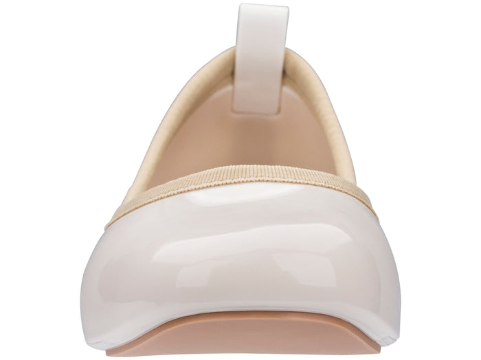 Melissa Lance Flat White Beige Ballerinas for Women - Elegant and Comfortable Everyday Footwear