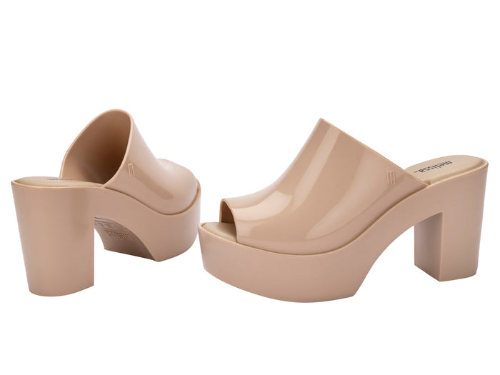 heeled flip flop sandals