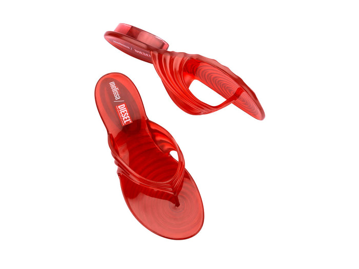Melissa Quantum Thong Diesel trendy red flip flops for women featuring a stylish design and comfortable everyday wear.