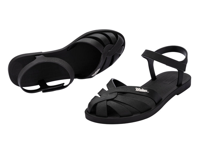 Daily use black flat sandals