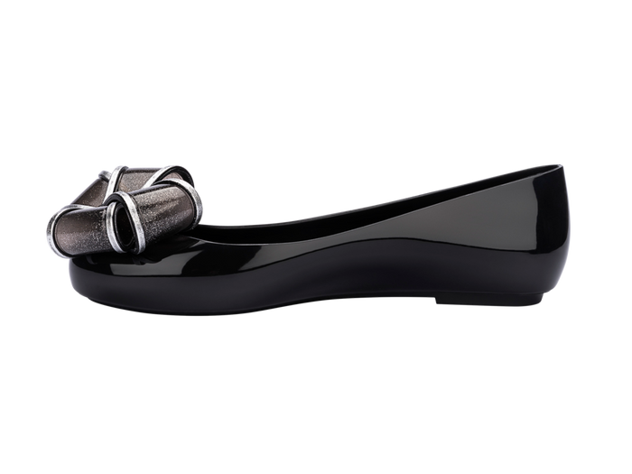 Melissa Sweet Love VI Black Ballerinas for Women – classic black flats with bow detail, elegant and comfortable ballerina shoes for daily and evening wear