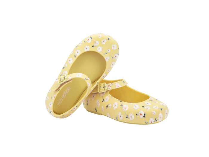 Mini Melissa Dora Floral Printed Yellow Ballerinas for Babies â€“ Adorable and comfortable baby ballerina shoes with a vibrant floral print, perfect for little feet.