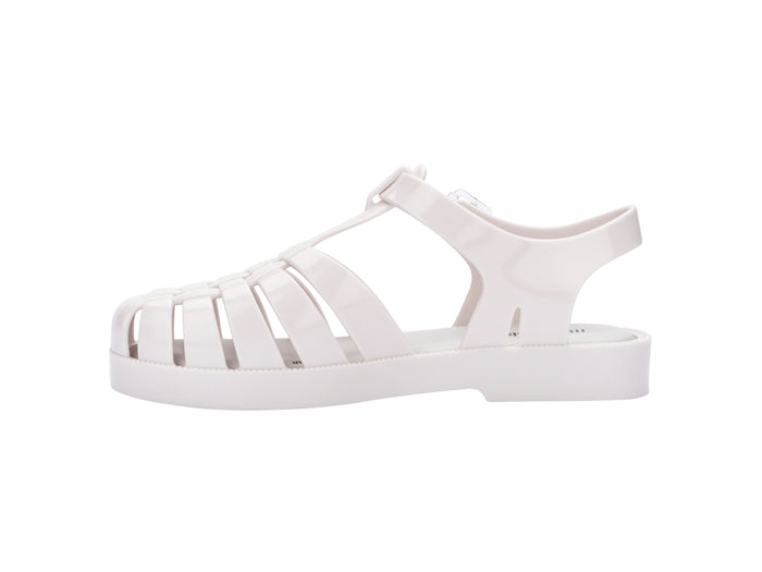 flat sandal