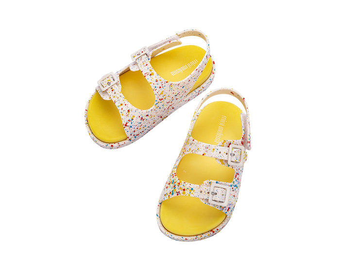 Mini Melissa Stylish Wide White Sandal II for Babies – lightweight, comfy and durable baby sandals perfect for everyday wear. COD available online.