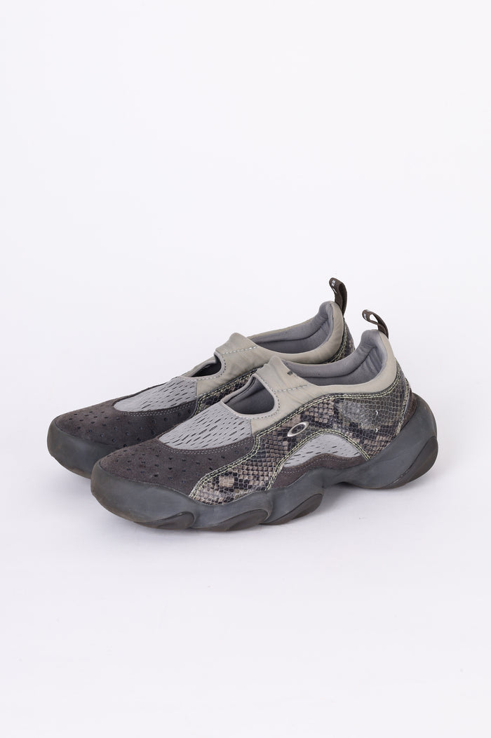 Oakley Mens Grey Sneakers Size EU 46