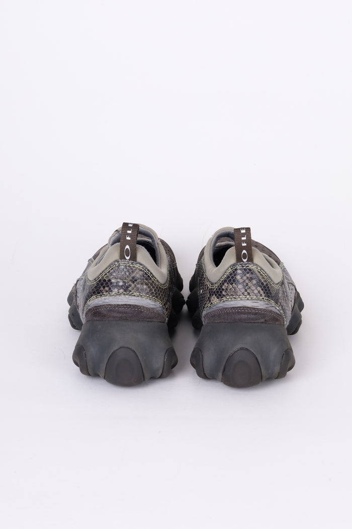 Oakley Mens Grey Sneakers Size EU 46