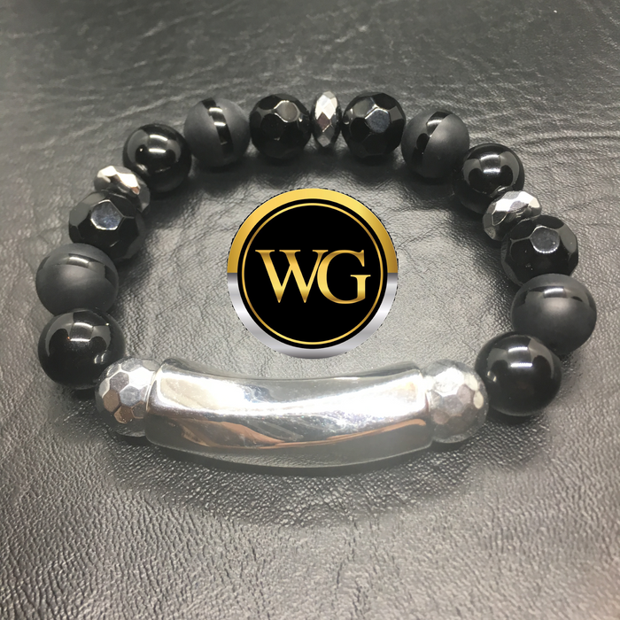 Womens / Black