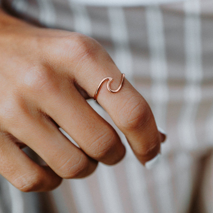 Rose Gold Wave Ring