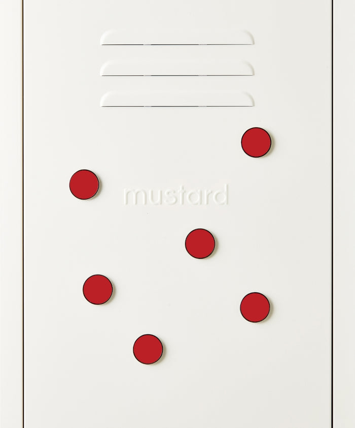 The Buttons in Poppy